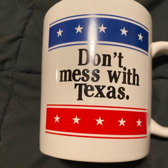 🌟 5/$25 Don’t mess with Texas new mug - Picture 2 of 4